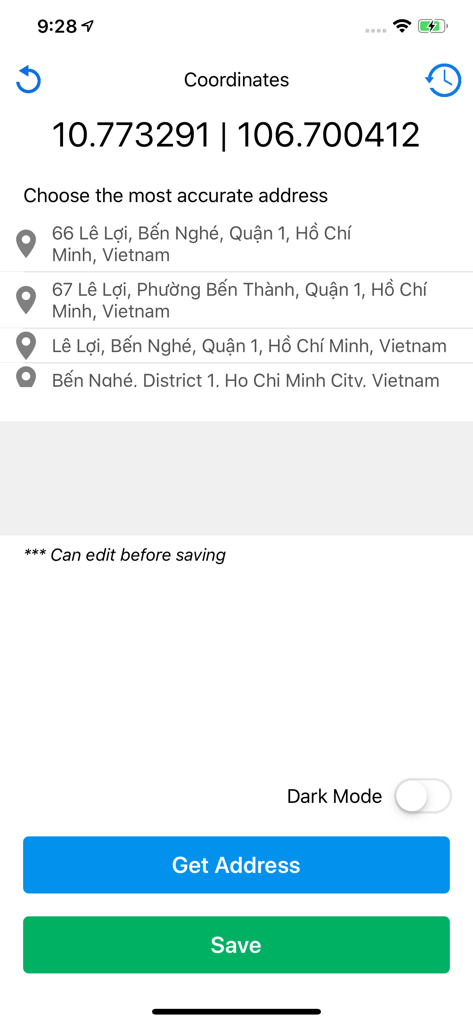 Interfaz de la aplicación Location Picker que muestra coordenadas GPS precisas y una lista de direcciones sugeridas con un botón de guardar