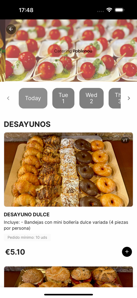 Kombo - Komboのモバイルアプリインターフェース。企業イベント用のクロワッサンやドーナツなど、様々な甘い朝食ペストリーを表示しています。