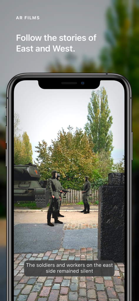 MauAR - Berlin Wall - AR film scene showing soldiers and historical details of the Berlin Wall