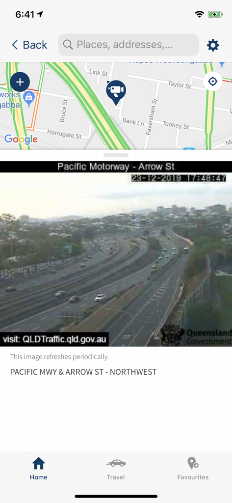 QLDTraffic - 모바일 앱 인터페이스가 라이브 교통 웹캠 피드와 퍼시픽 모터웨이 지도를 보여줍니다