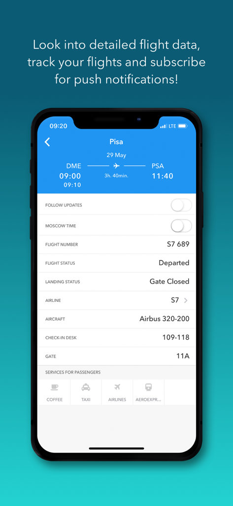 Schermata mobile che visualizza dati di volo dettagliati e informazioni di monitoraggio per l'Aeroporto di Mosca Domodedovo