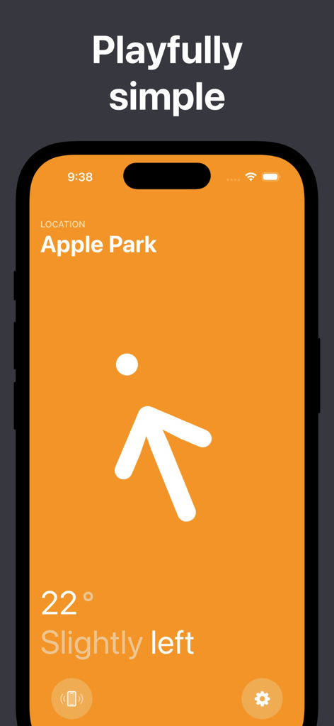 Eine minimalistische Smartphone-Oberfläche, die einen weißen Pfeil auf orangefarbenem Hintergrund zeigt, der die Richtung nach Mekka angibt.