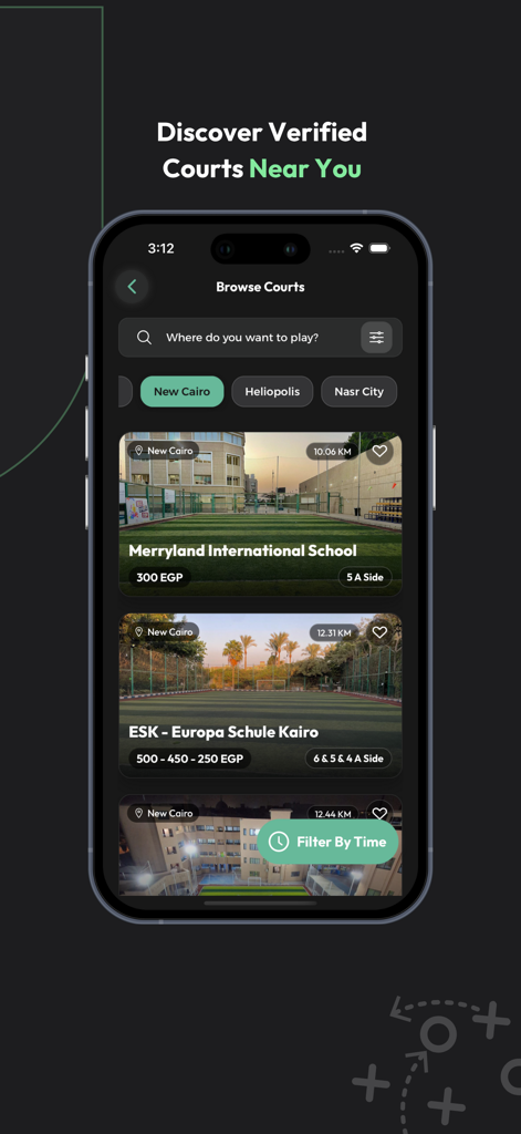 Yalla Hagz - يلا حجز - Yalla Hagz app screen showing various sports courts for rent in New Cairo with prices and availability.