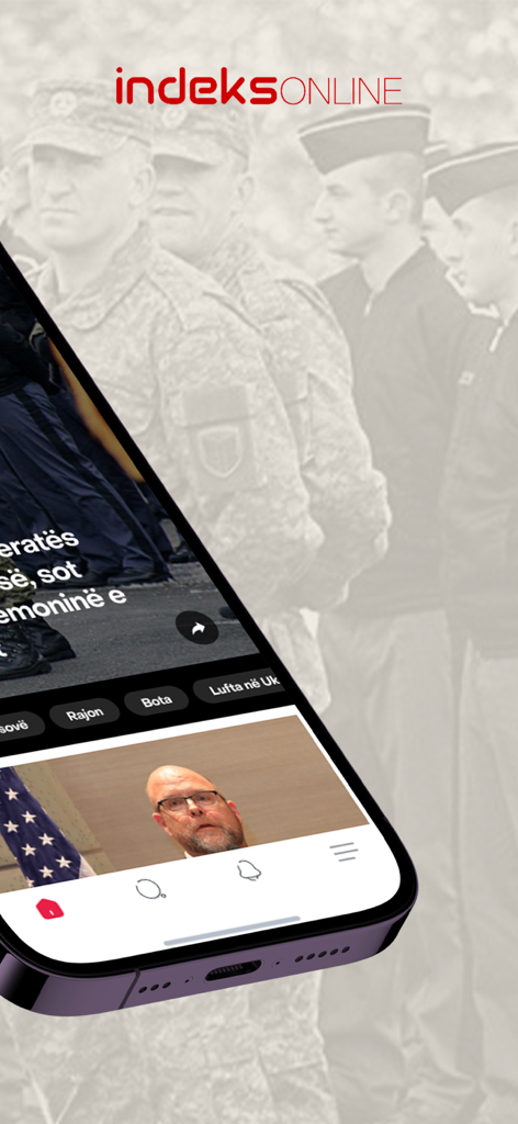 IndeksOnline - The IndeksOnline mobile app interface displaying Kosovar and international news headlines in Albanian.