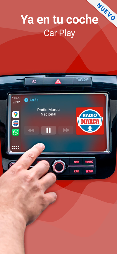 Aplicativo Radio MARCA sendo usado via Apple CarPlay no painel de um carro.