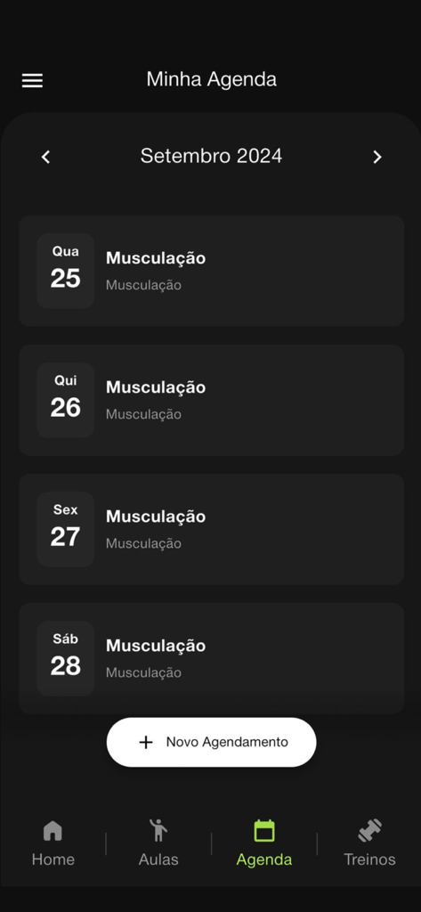 Una pantalla de aplicación móvil con tema oscuro que muestra un horario de entrenamiento semanal para culturismo en Reebok Sports Club.