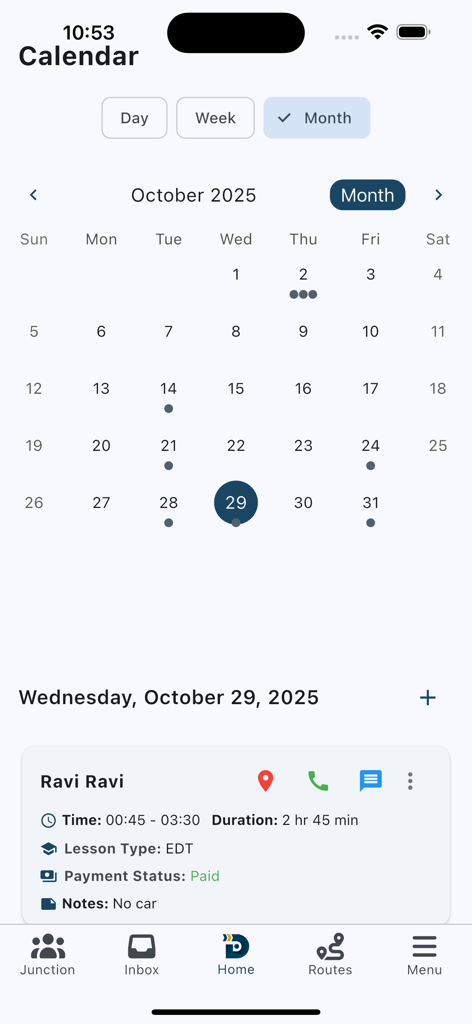 DriveSphere - Calendar view in DriveSphere app displaying a scheduled driving lesson with booking and payment details
