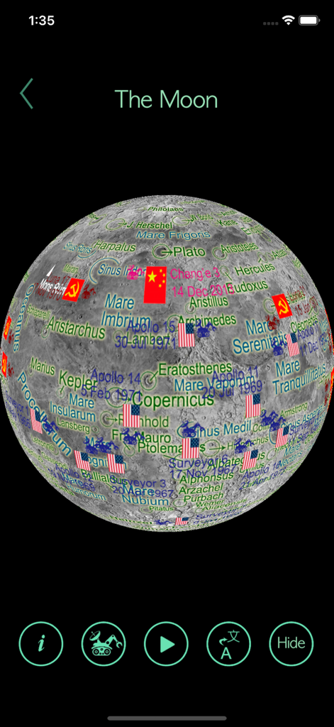 Un globo interactivo 3D de la Luna mostrando cráteres y banderas de sitios de aterrizaje históricos de EE. UU., la URSS y China