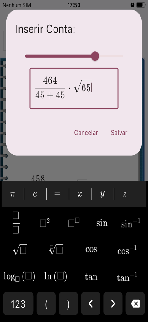 Un étudiant utilisant l'outil d'expression mathématique dans l'application Bloc-notes par matière.