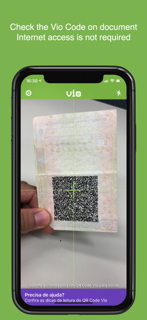 Vio: QR Seguro - A smartphone using the Vio app to scan a QR code on a Brazilian document for offline verification.