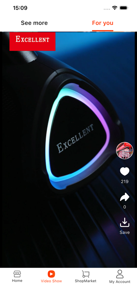 HappySell - Captura de pantalla móvil de la sección Video Show de la aplicación HappySell que muestra un video de presentación de producto con un botón de 'me gusta' y opción de guardar.