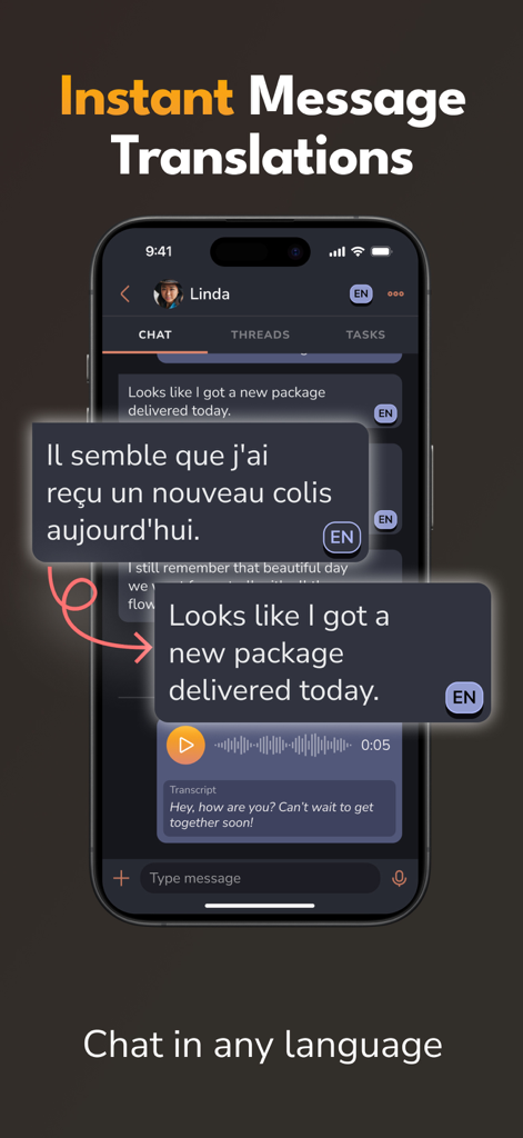 FlaiChat: Instant Translations - Una pantalla de smartphone que muestra la interfaz de la aplicación FlaiChat con traducción en tiempo real de mensajes de francés a inglés.