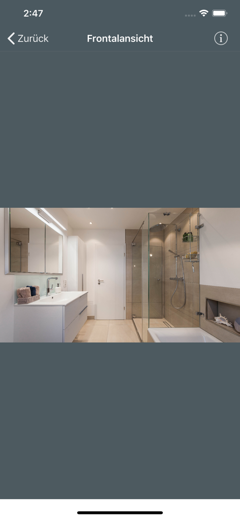 Vista frontal de um escaneamento virtual 3D de um banheiro moderno, incluindo um lavatório e um chuveiro de vidro, dentro da interface do aplicativo 3D-Scan.