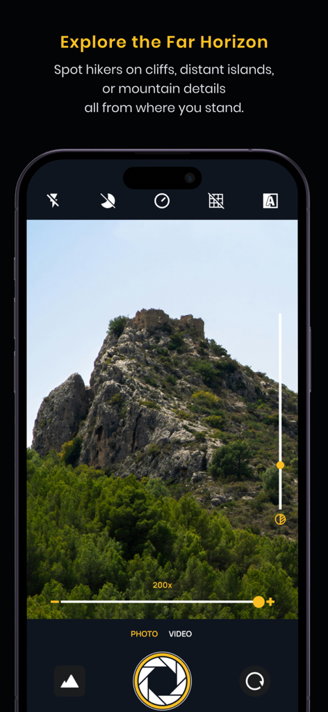Ultra Camera Pro 200x Tele Cam - Interface do aplicativo Ultra Camera Pro mostrando um zoom 200x em uma fortaleza de montanha distante