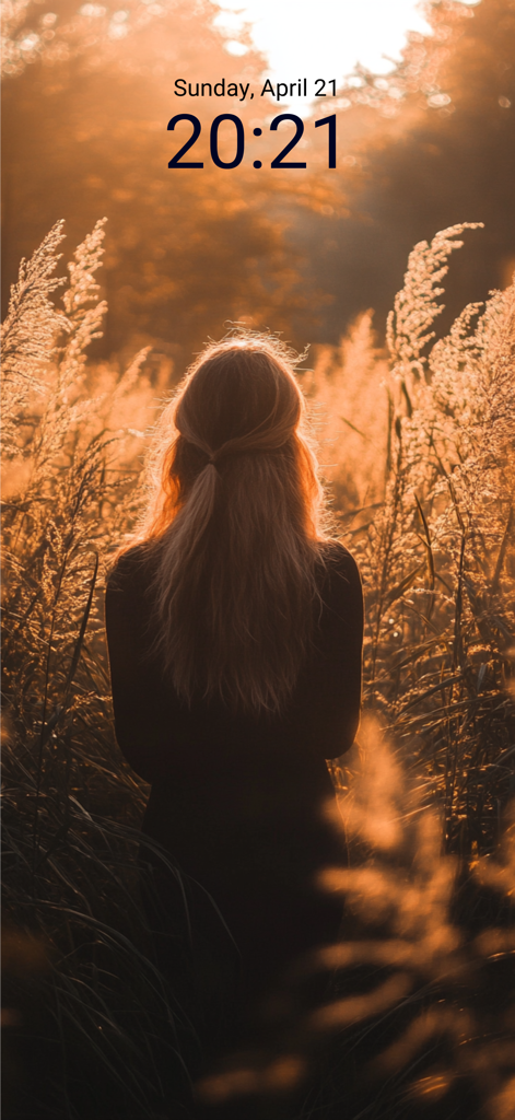 Wallpaper 4K & HD Backgrounds - La pantalla de bloqueo del iPhone muestra un fondo de pantalla de hora dorada de alta definición de una mujer en un campo de hierba alta