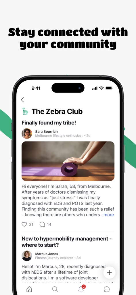 The Zebra Club - Un teléfono inteligente que muestra el feed de la comunidad de la aplicación The Zebra Club donde los usuarios comparten historias personales y consejos sobre hipermobilidad y EDS.