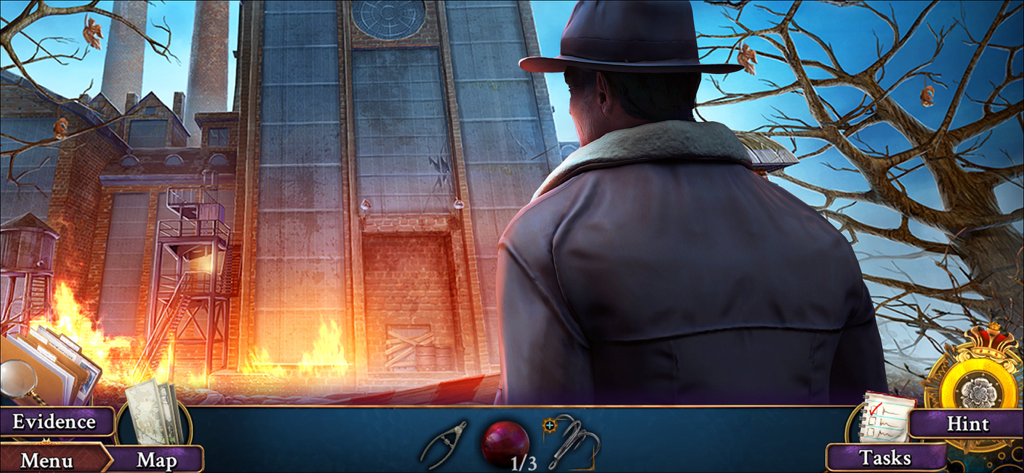 Unsolved: Hidden Mystery Games - Un detective con un sombrero fedora mirando una fábrica en llamas en Unsolved Hidden Mystery Games