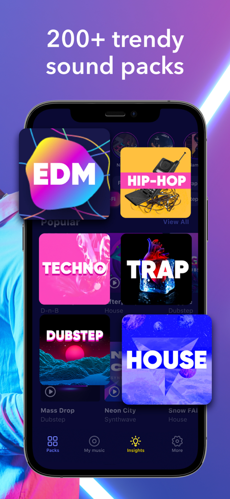 Interfaz de la aplicación Beat Maker Go mostrando paquetes de sonido de varios géneros musicales como EDM y Trap