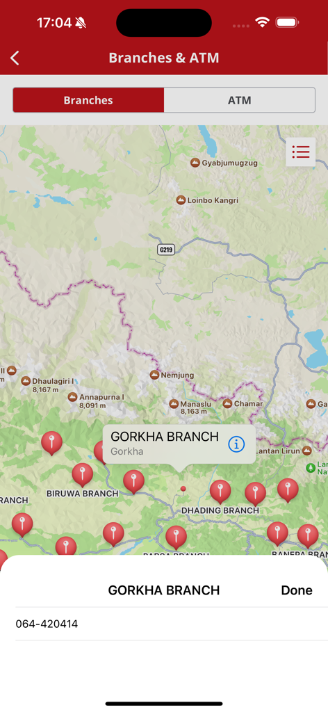 Interface de mapa no aplicativo EBL Mobile Banking mostrando agências bancárias e locais de caixas eletrônicos no Nepal