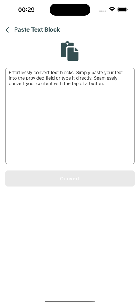 Culina: Ultimate Recipe Book - Uno schermo nell'app Culina che mostra un campo di inserimento testo per incollare e convertire ricette in un formato strutturato.