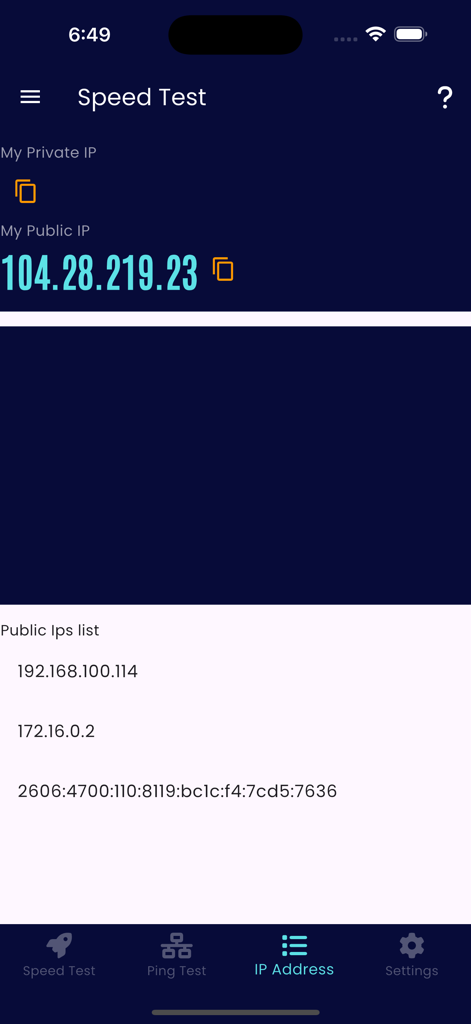 Interface of the Speed Internet Test app displaying public and private IP addresses.