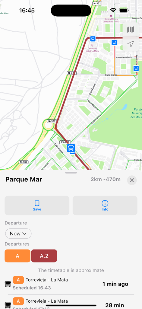 Interfaz de mapa de la aplicación Cuando que muestra ubicaciones de paradas de autobús y horarios de salida para Parque Mar en Torrevieja