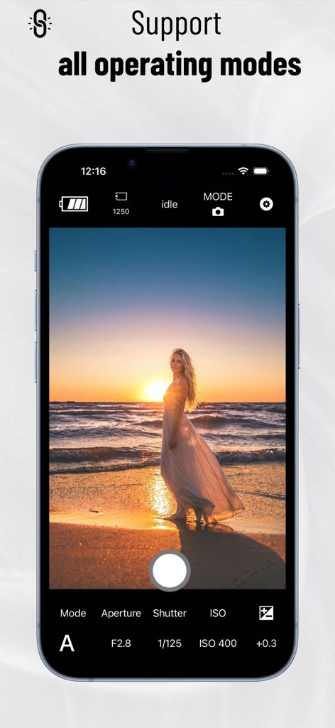 Control Wifi Sony Camera App - Interfaz de la aplicación de control remoto de cámara Sony que muestra controles manuales de exposición y vista de puesta de sol en vivo