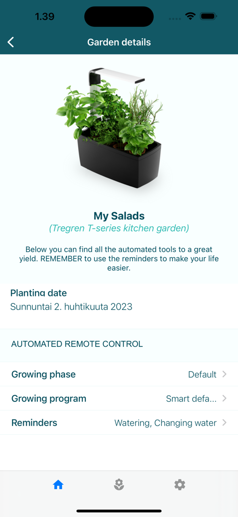 Garden details screen in the Tregren SmartGardener app displaying an indoor kitchen garden and automated remote control settings