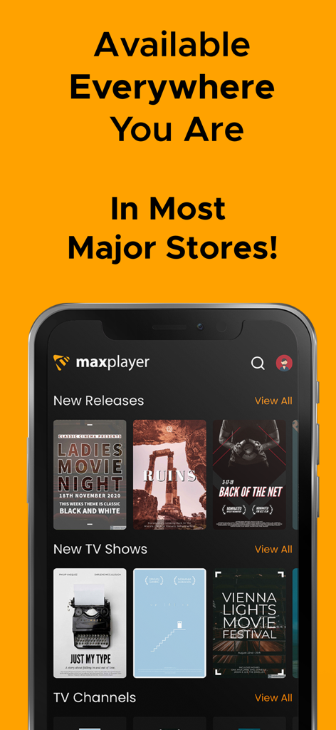 Interfaz de la aplicación Max Player en un smartphone con secciones para estrenos de películas y programas de TV