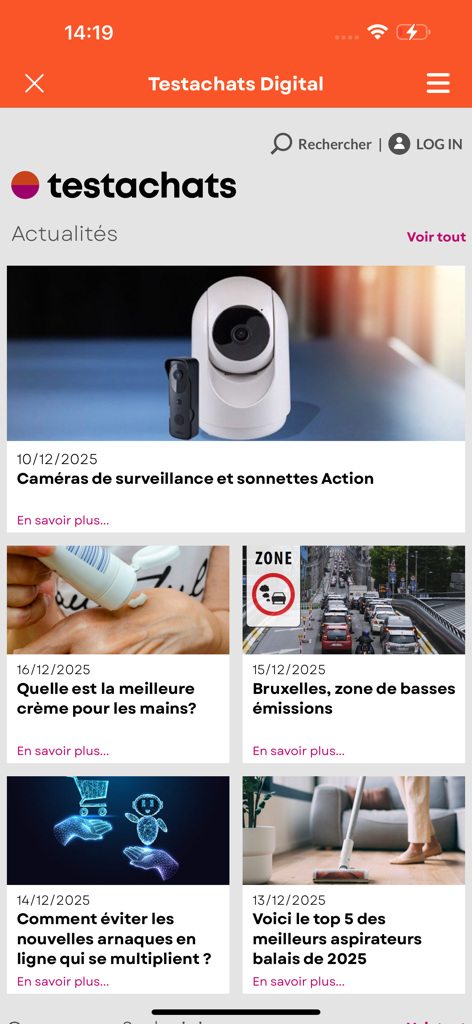 Testachats Digital - 消費者へのアドバイスと製品レビューのニュースフィードを表示するTestachats Digitalアプリのインターフェース。