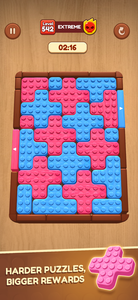 Wooden Slide: Block Escape - Um puzzle extremo de alto nível em Wooden Slide Block Escape mostrando blocos interligados em forma de '+' rosa e azuis em um tabuleiro de madeira.