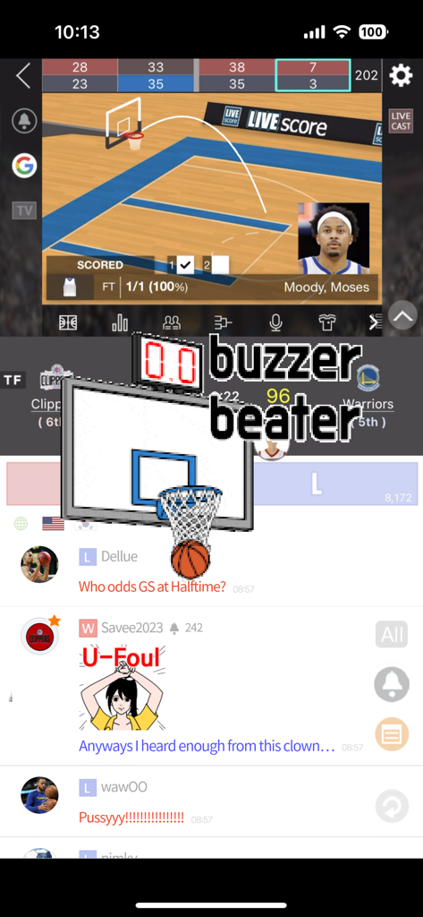 LIVE Score - the Fastest Score - Live Score app showing a basketball game tracker with player stats and a community fan chat.