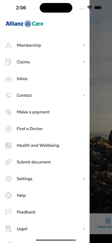 Menu di navigazione laterale dell'App Allianz Care OVHC per Membri che visualizza opzioni come Richieste di Copertura e Effettua un Pagamento