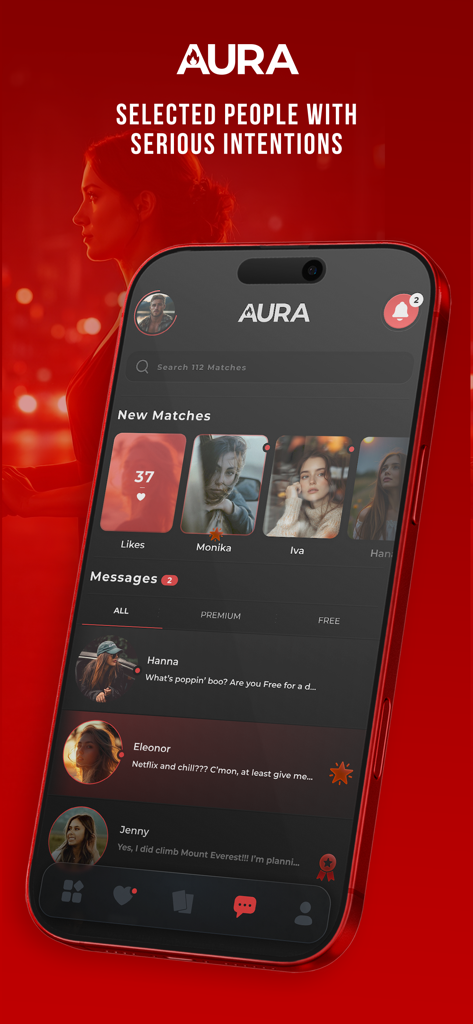 Aplicativo de namoro AURA mostrando a interface de novas combinações e mensagens em um smartphone com fundo vermelho