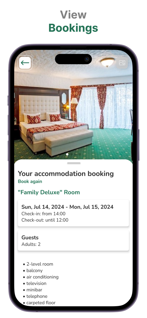 Schermata dello smartphone che mostra l'app Kosino con i dettagli della prenotazione dell'hotel per una camera Family Deluxe