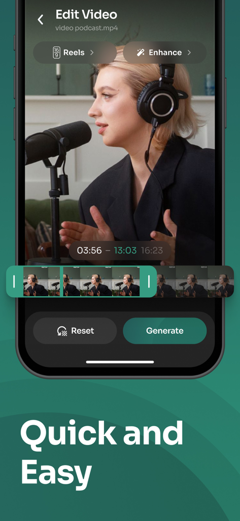 Interface móvel do Descript AI editando um videocast com opções para Reels.