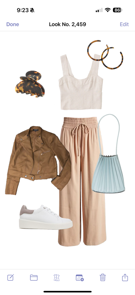 Stylebook - Interface do aplicativo Stylebook mostrando uma colagem de look em estilo de revista com uma jaqueta marrom e calças cáqui.