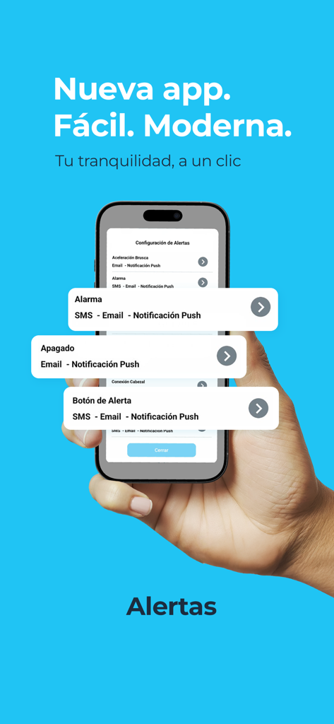 Tracklink Ecuador - Hand holding a smartphone displaying the alert configuration screen of the Tracklink Ecuador app