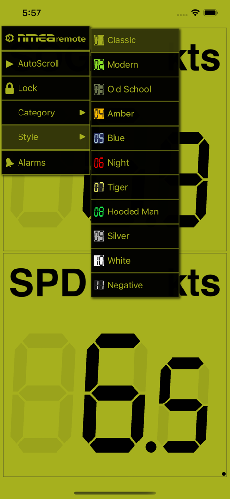 Application NMEAremote montrant le menu de personnalisation du style d'affichage avec plusieurs options de couleur comme Nuit, Bleu et Ambre sur un instrument de vitesse.