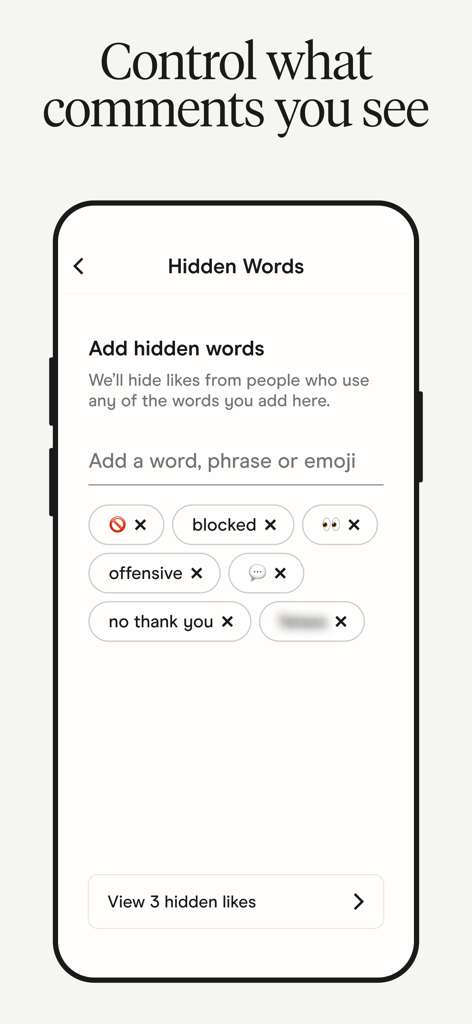 Hinge-App-Oberfläche, die die Einstellungen für versteckte Wörter zur Filterung von Kommentaren und Likes anzeigt