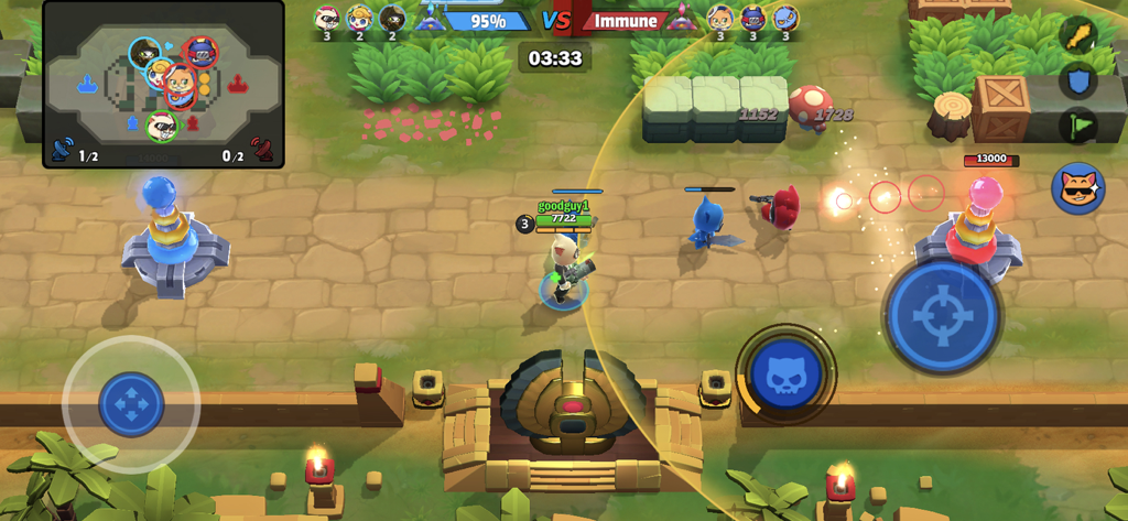 Supercats - Jugabilidad de Supercats mostrando una arena de batalla en tiempo real 3v3 con héroes gato y controles móviles.