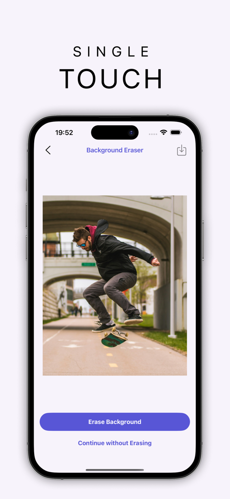 背景透過アプリのiPhoneスクリーンショット、スケートボードに乗る男性と背景を削除するボタンが表示されている