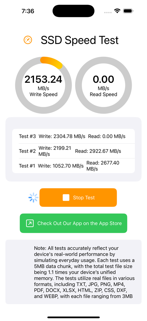 SSD Performance Test - Interface do aplicativo Teste de Desempenho SSD mostrando medidores de velocidade de gravação e leitura em tempo real e histórico de benchmark