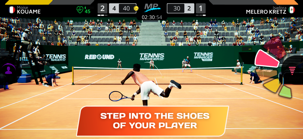 Tennis Manager 25 - MY PLAYER - 풀 관중과 함께 클레이 코트에서 선수 뒤에서 바라보는 3D 테니스 경기 시뮬레이션
