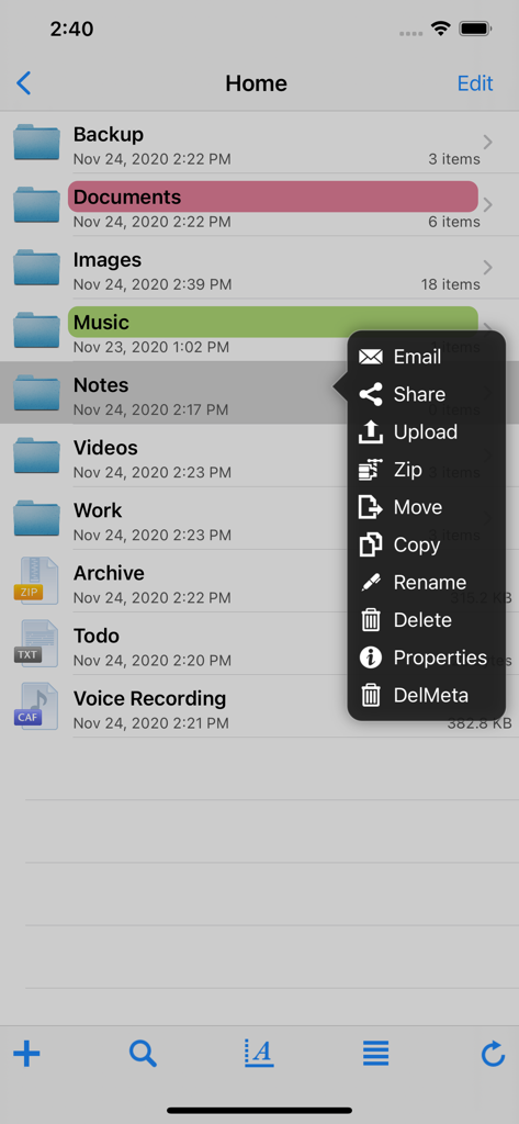 iFiles - Uno screenshot dell'app iFiles che mostra un elenco di cartelle e un menu popup con opzioni di gestione file come condividi, carica, zippa e sposta.