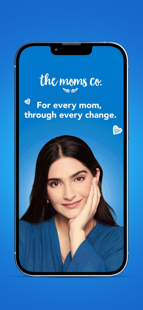 The Moms Co. - Skin Care Shop - Schermata introduttiva dell'app di cura della pelle The Moms Co. con una donna sorridente e lo slogan del marchio.