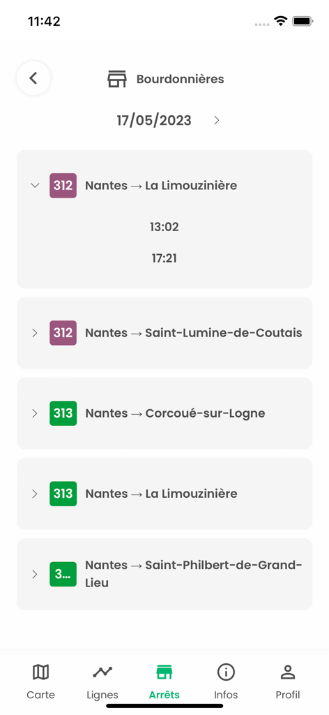 Interface de l'application Pysae affichant les lignes de bus et les horaires de départ à l'arrêt Bourdonnières