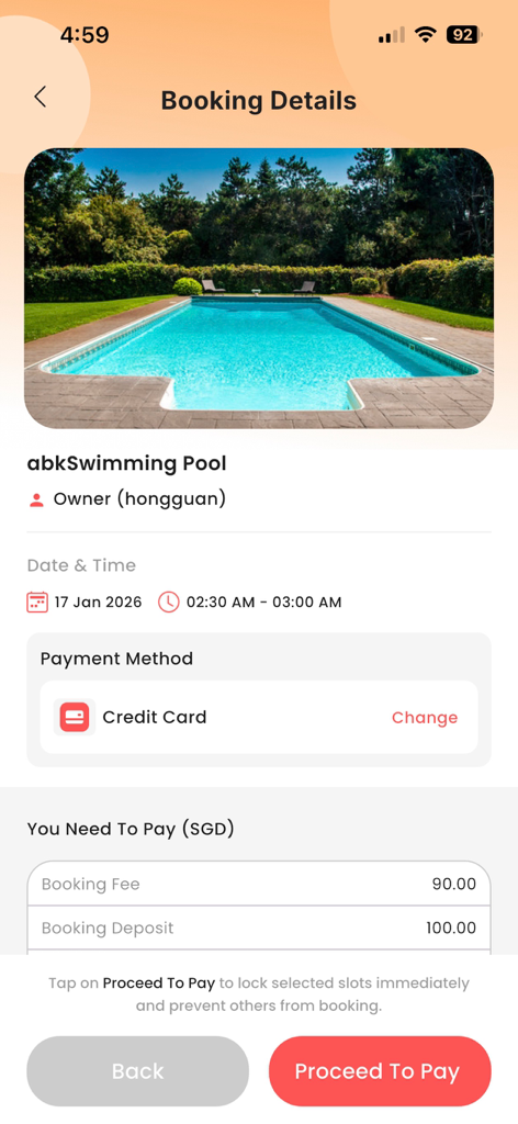 Mobile app screen showing swimming pool booking details with date and payment method