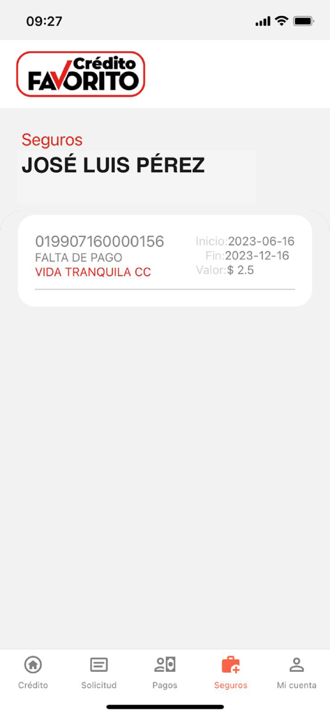 Crédito Favorito - Interface of the Credito Favorito app showing the insurance section with policy details and payment status