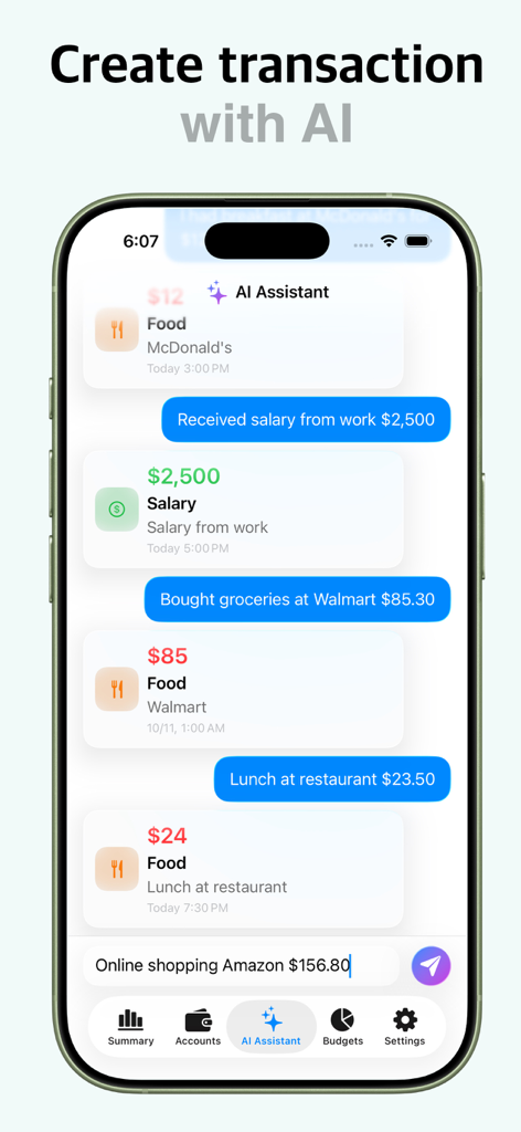 La aplicación Mona Money Tracker muestra la interfaz de entrada de transacciones en lenguaje natural impulsada por IA